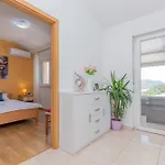 Petra, - Makarska