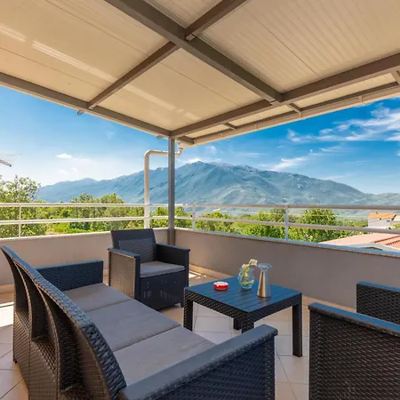 Villa Petra, - Makarska Sestanovac